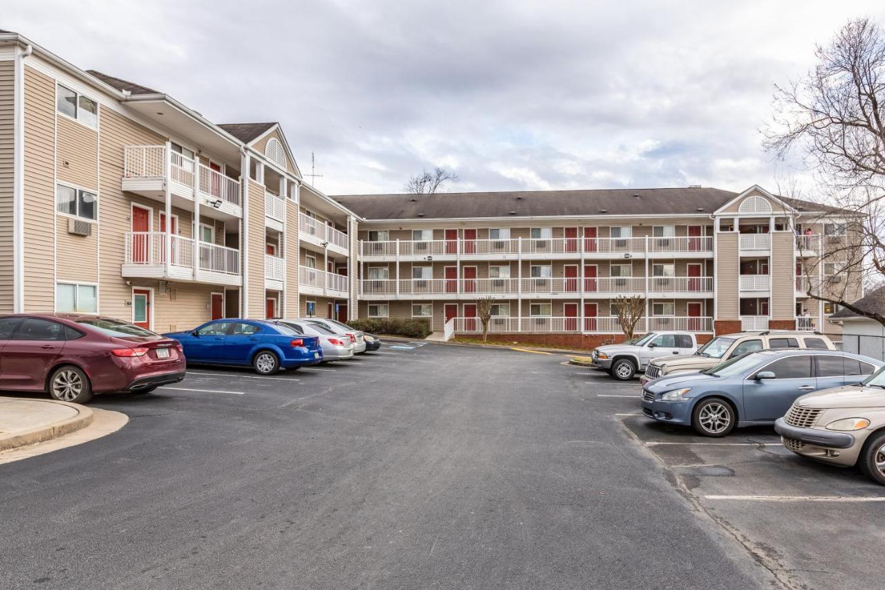 Hometowne Studios By Red Roof Gainesville, Ga Экстерьер фото